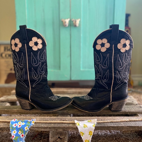 Jeffrey Campbell Ponderosa acme boot daisy - Picture 4 of 6